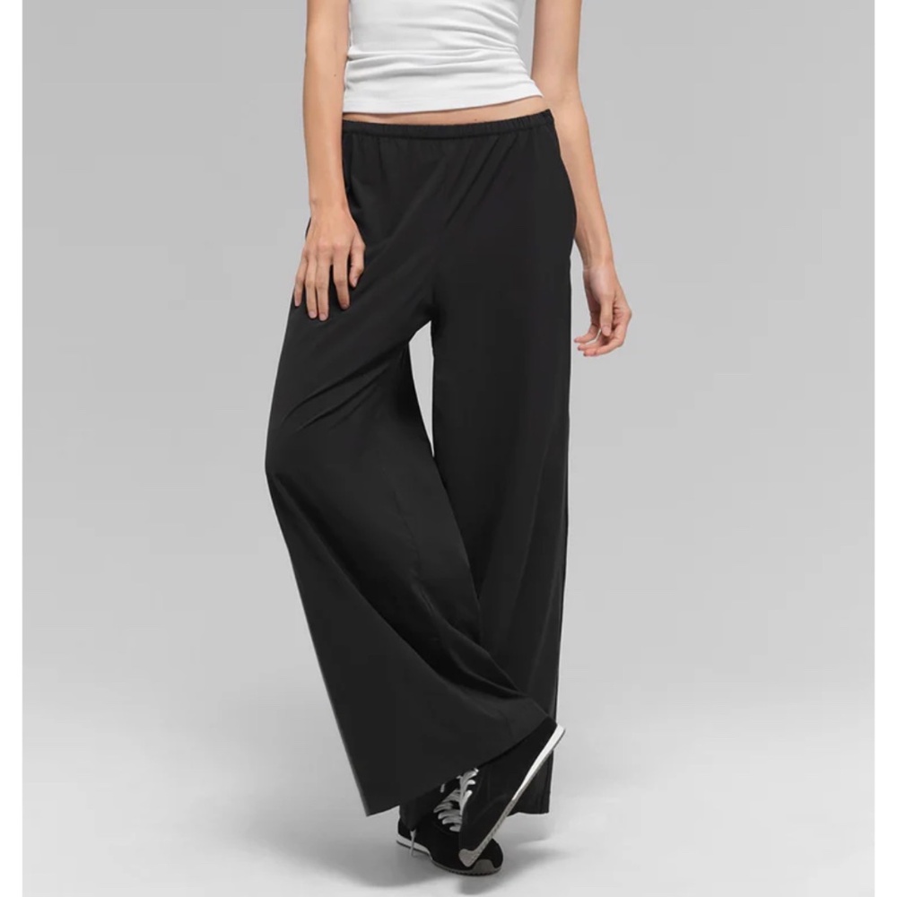 Alo Breezy Wide Leg Pant